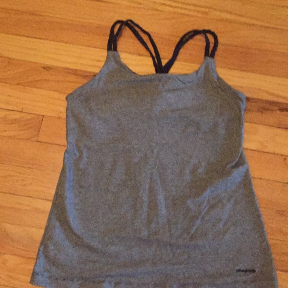 Patagonia size m grey striped racer back top